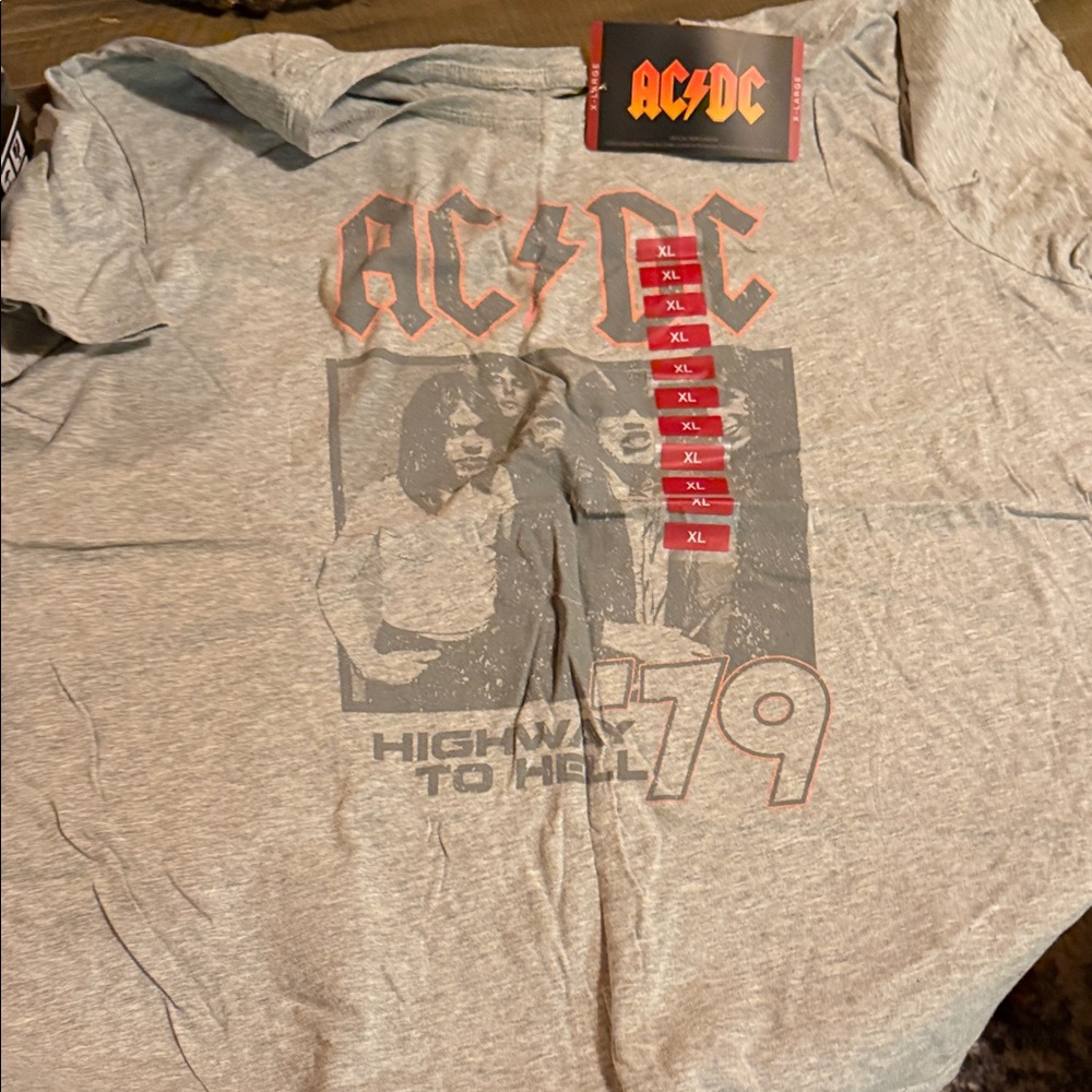 NWT 🎄 AC/DC Gray and Red Band Tee